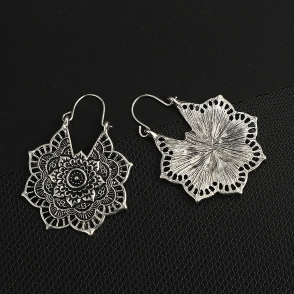 Bohemian Vintage Style Earrings - Picture 3 of 3